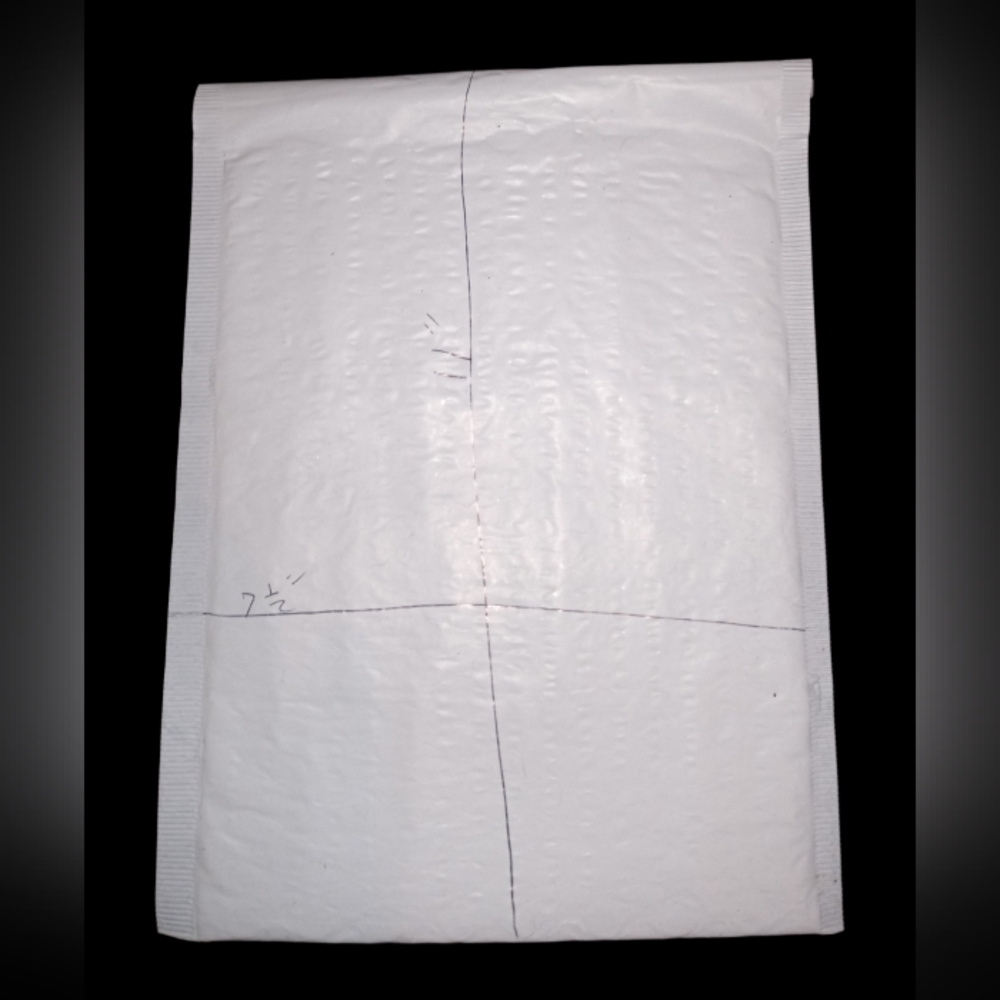 White bubble poly mailers 30pk